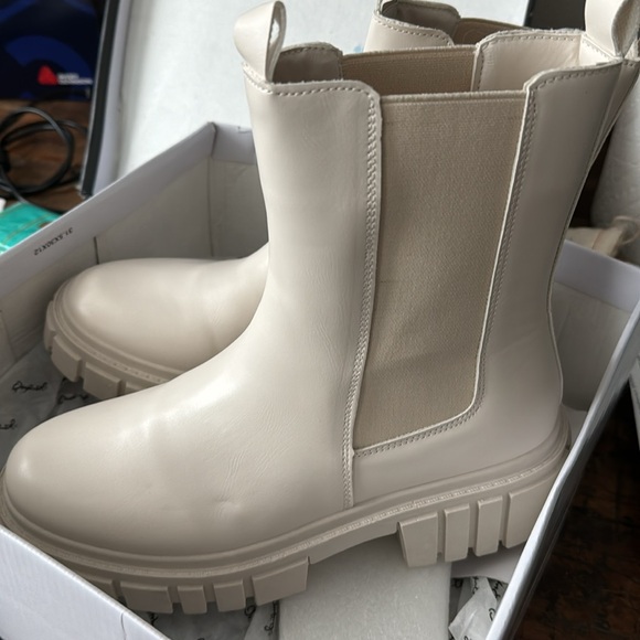 Qupid platform boot - Picture 2 of 4